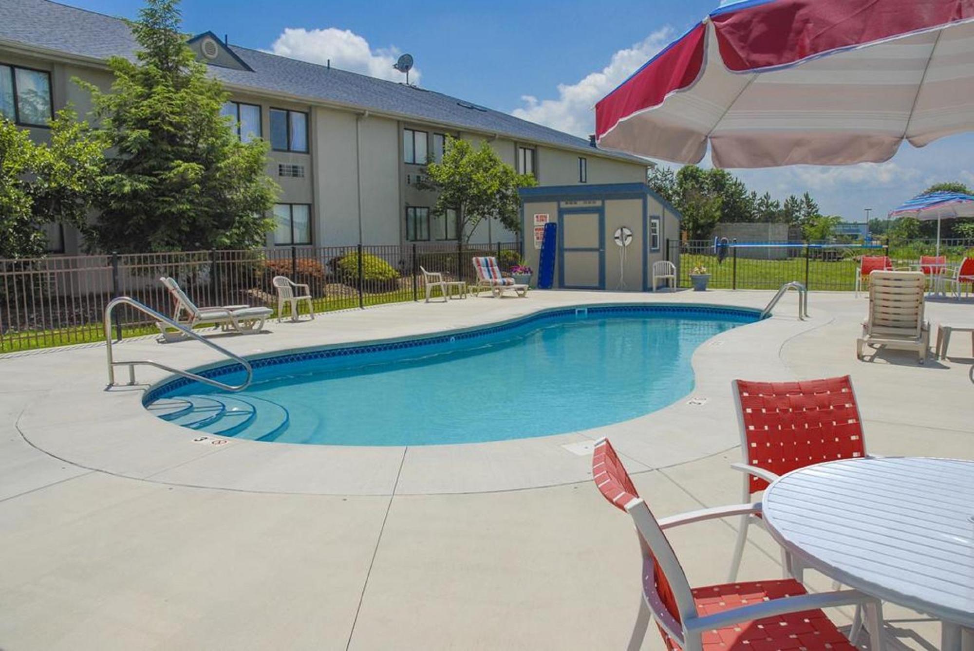 Quality Inn Austintown-Youngstown West Ngoại thất bức ảnh