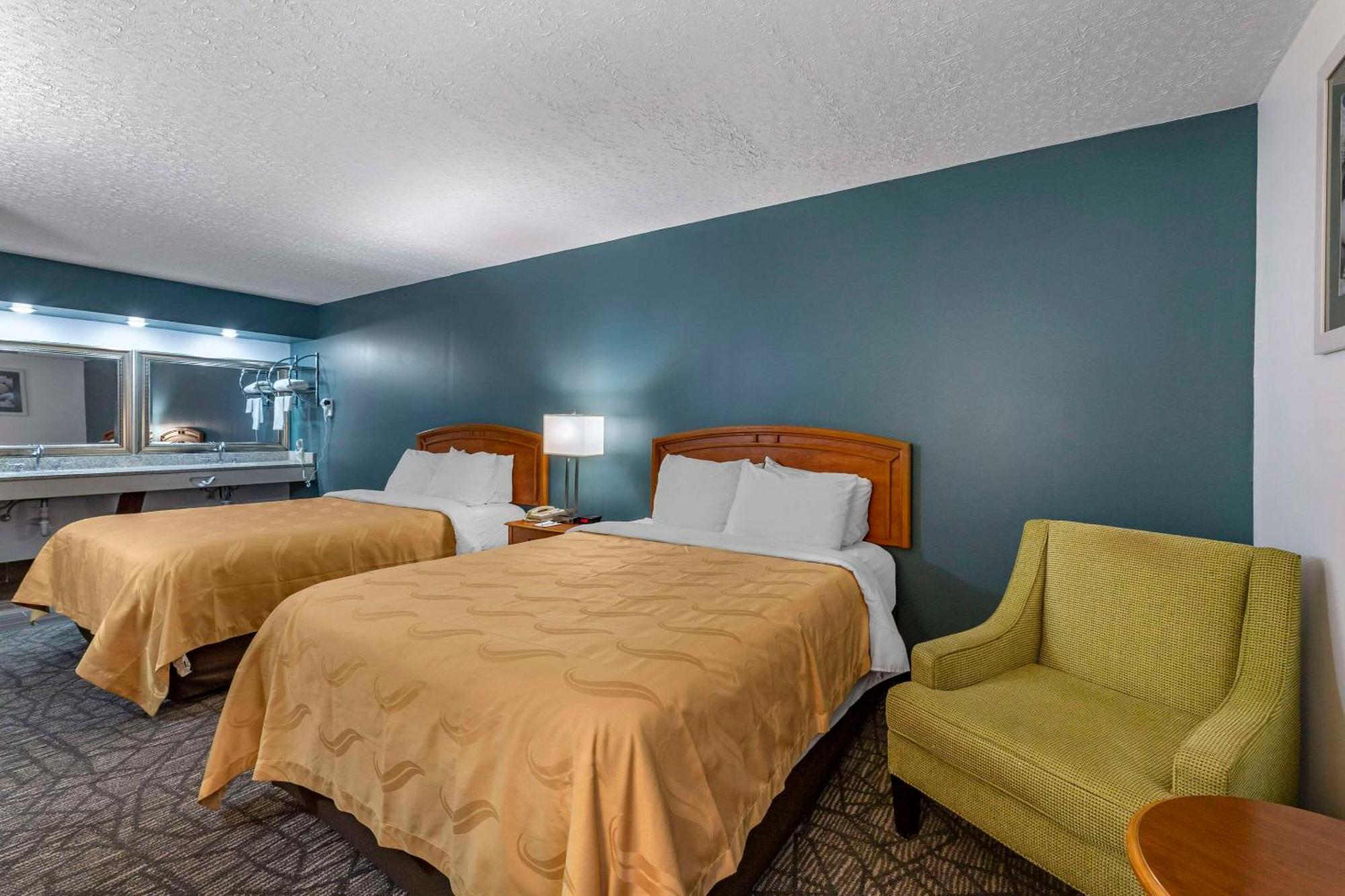 Quality Inn Austintown-Youngstown West Ngoại thất bức ảnh